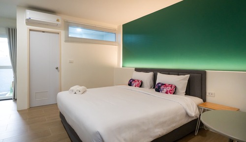 Deluxe Room, 1 King Bed