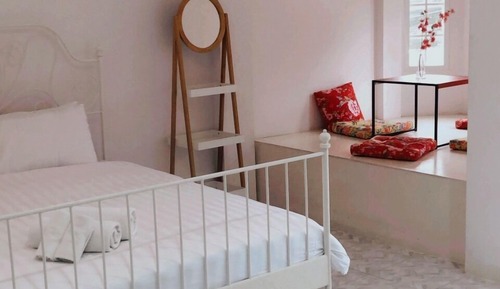 Deluxe Room (Pet Friendly)