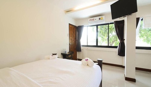 Deluxe Double Room, River View