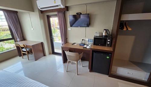 Triple Room