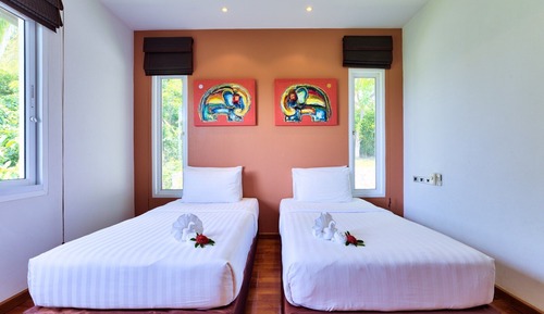Comfort Villa, 3 Bedrooms, Partial Sea View
