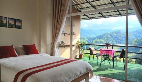 Queen Room with Balcony
