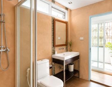 King Room with Balcony