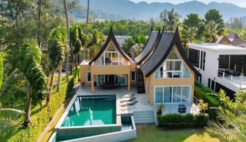 Villa with Sea View