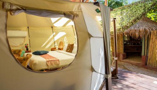 Explorer Glamping
