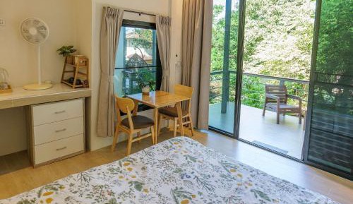 Bungalow with Patio