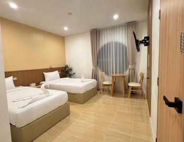 Standard Twin Room