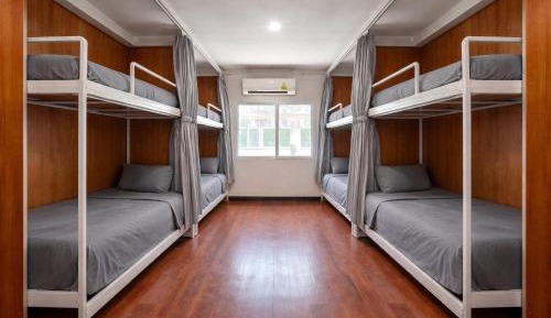 Bunk Bed in Mixed Dormitory Room