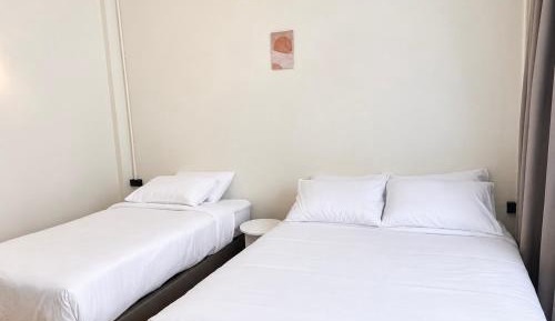 Triple Room with Private Bathroom