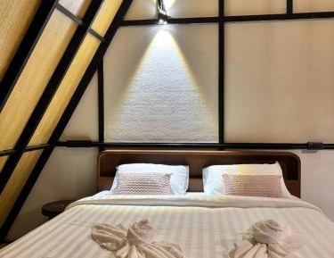 King Room with Mountain View
