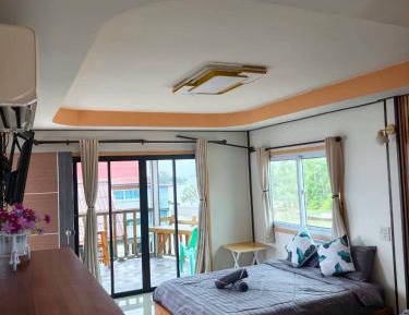 Family Room with Sea View