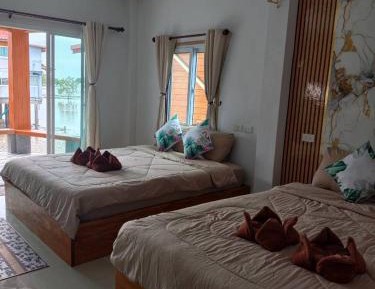 Premium Quadruple Room