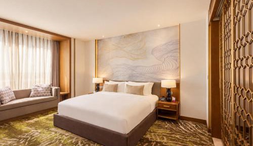 Executive Suite