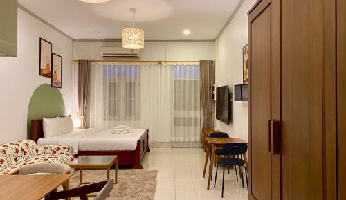 Deluxe Apartment