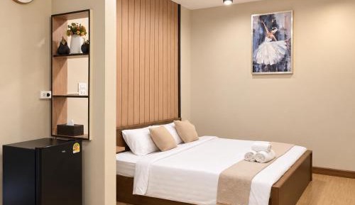 Deluxe King Room
