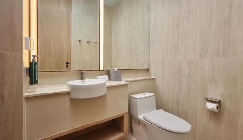 Premium King Suite with River View