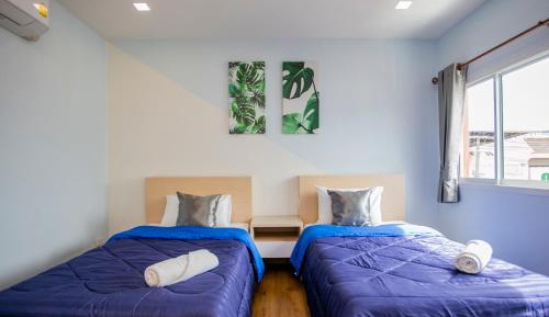 Standard Twin Room