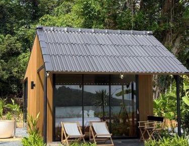 Bungalow - Beach Front