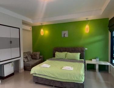 Deluxe Double or Twin Room with Pool Access