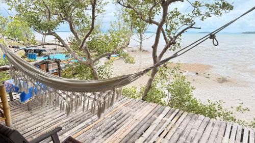 Double Room with Balcony and Sea View