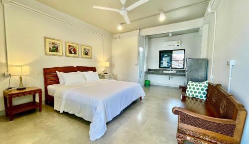 Double Room with Private Bathroom