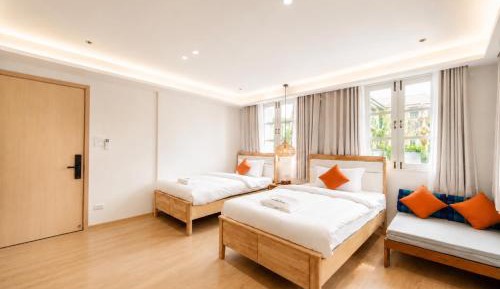 Standard Twin Room