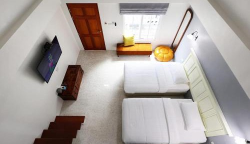 Japanese-Style Room