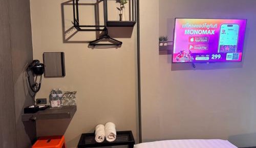 Twin Room with Private Bathroom