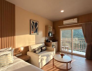 Premium Quadruple Room