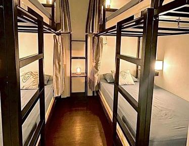 Quadruple Room with Shared Bathroom