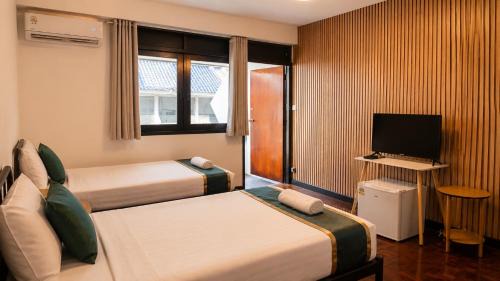 Twin Room with Balcony