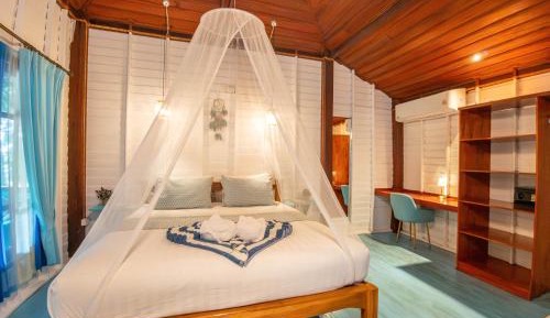 Romantic Sea View Studio