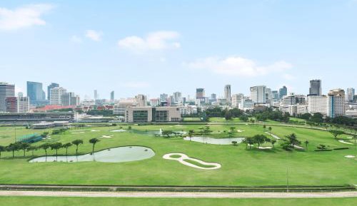 St. Regis Suite 1 Bedroom Suite, Golf course view, High floor