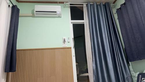 Double or Twin Room with Private Bathroom