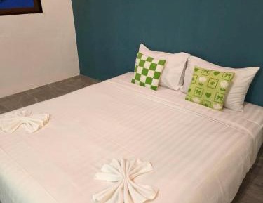 Standard Double Room with Shared Bathroom