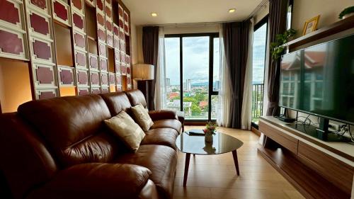 King Room with Balcony