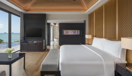 One-Bedroom Pool Villa with Ocean View