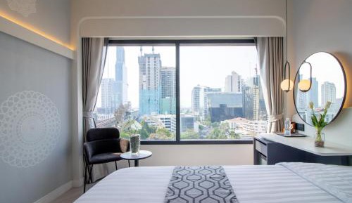Deluxe Double or Twin Room