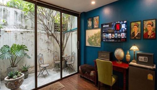 Superior Double or Twin Room with Garden View