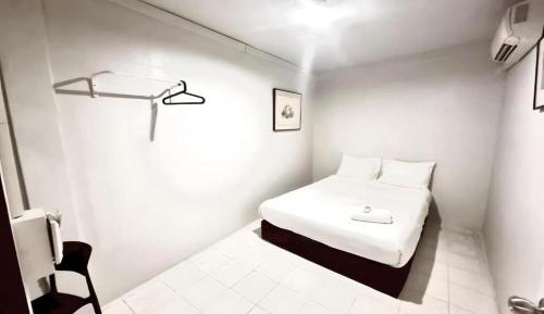 Double Room with Private External Bathroom