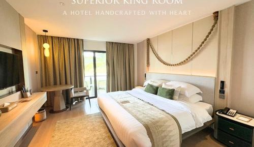 Classic King Room with River View