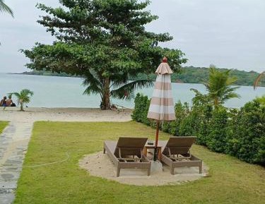 Villa - Beach Front
