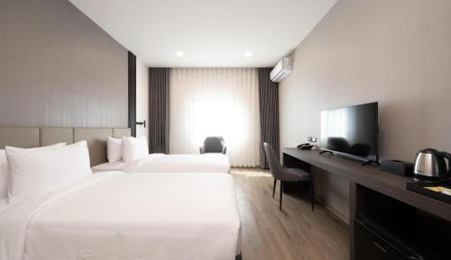 Superior Twin Room - Non-Smoking