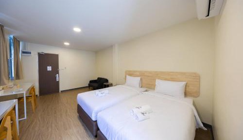 Large Twin Room