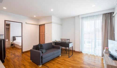 One-Bedroom Suite