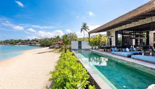 Villa - Beach Front