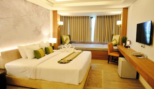 Deluxe Double or Twin Room
