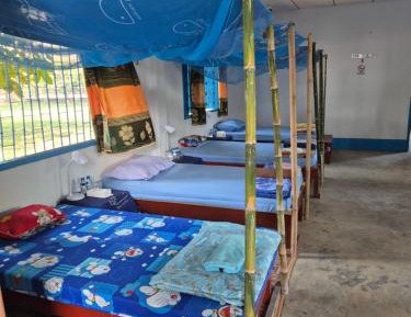 Mixed Dormitory Room