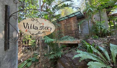 Villa with Garden View