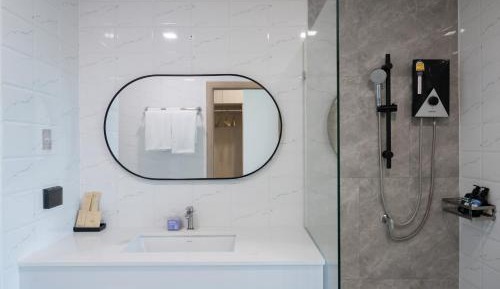 Basic Triple Room